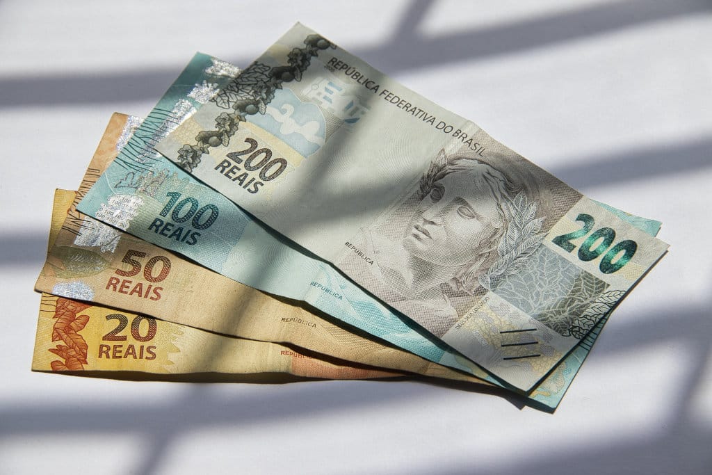 Juros abusivos, como identificar e sanar a dívida?