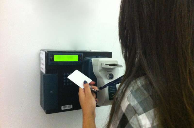 Como funciona registro de ponto por exceção?