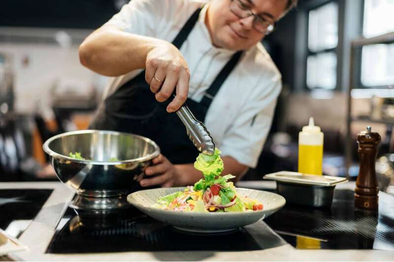 Cozinheiro pode ter direito a adicional de insalubridade