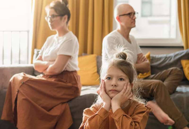 O filho pode escolher com quem vai ficar?