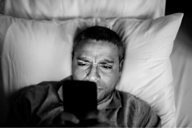 Se eu bloquear o pai do meu filho das redes sociais, é considerado alienação parental?