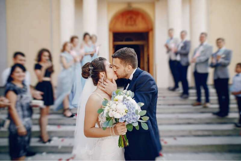 Se meu filho (a) casar, posso parar de pagar pensão alimentícia?