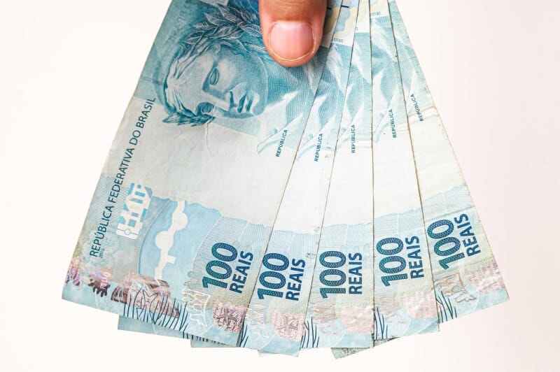 Como funciona o 13° salário e o pagamento de férias?