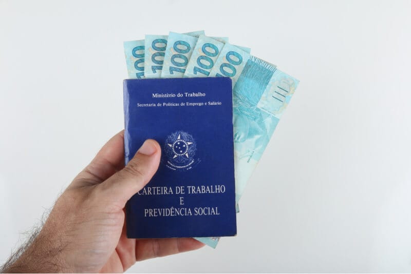 Deixei de pagar o INSS, posso contribuir em atraso?