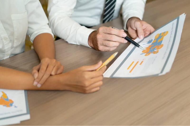 Quais são as regras para a implementação do programa PLR?