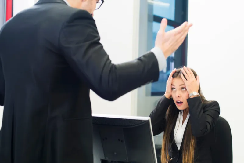 Entenda o que é o assédio moral no trabalho