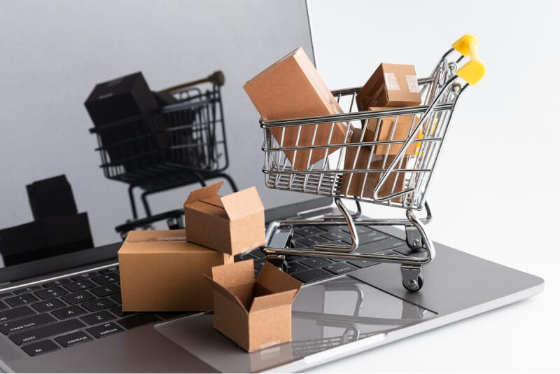Compras no exterior: O que pode trazer sem ser taxado?